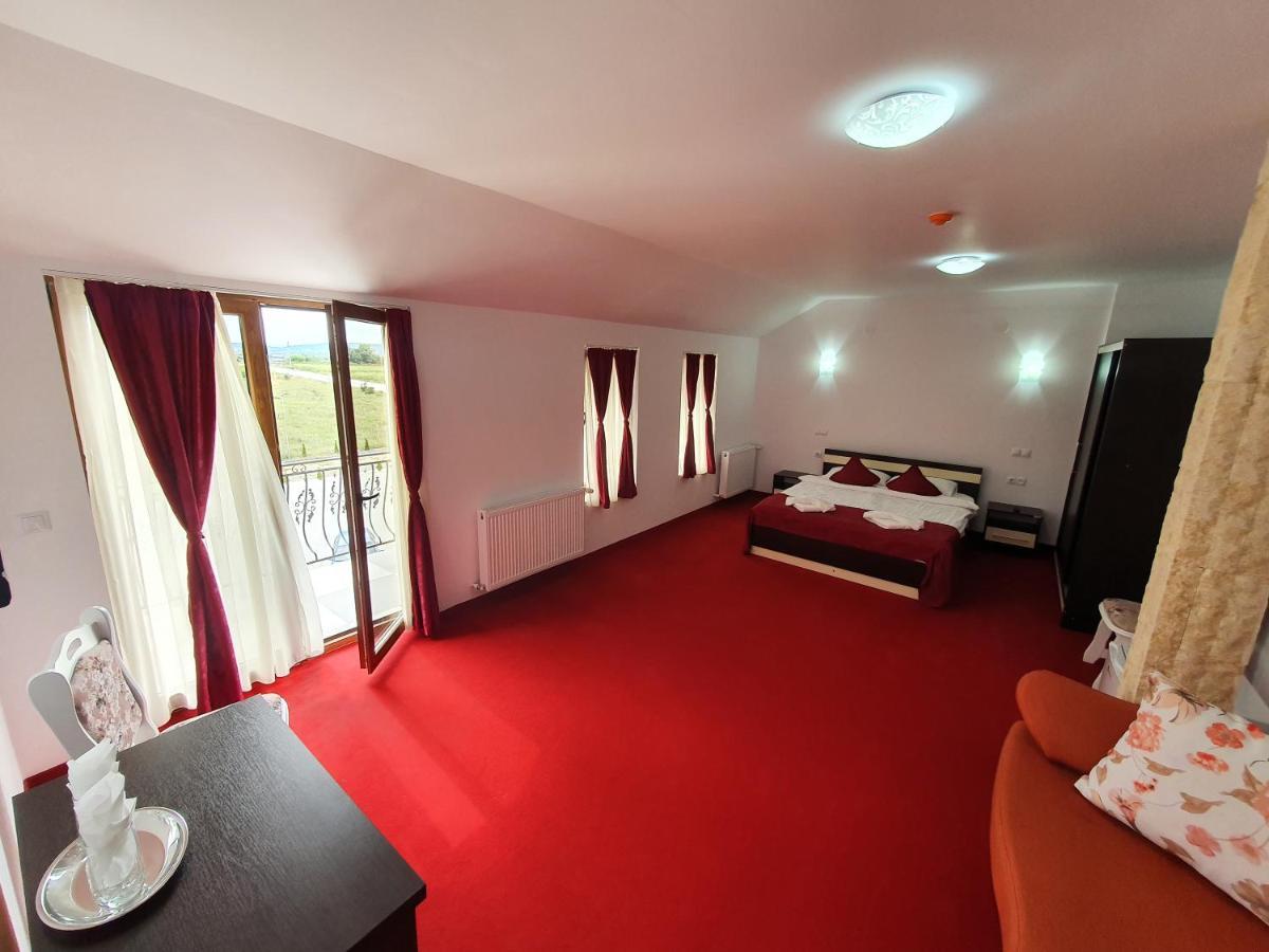 Ari Events Hotel Caseiu Екстериор снимка
