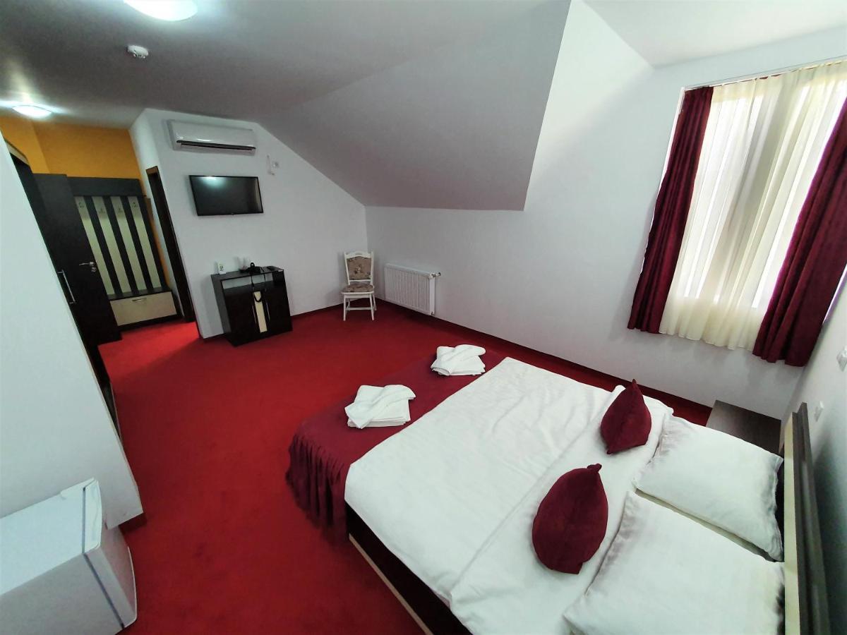 Ari Events Hotel Caseiu Екстериор снимка